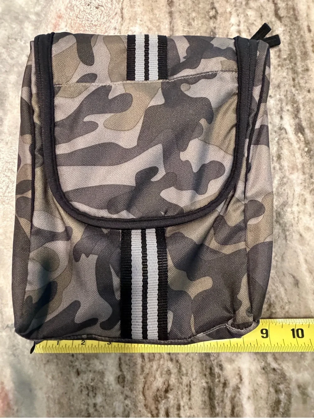 Pottery Barn Kids Green Gray Camo Toiletry Bag Luggage Travel.